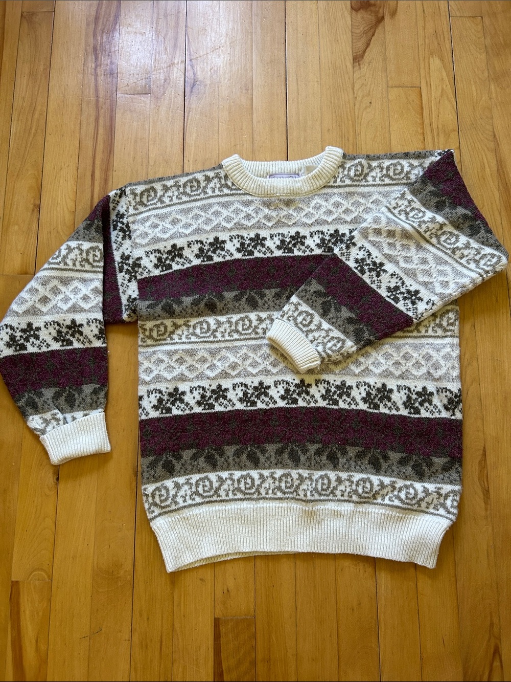 Cream Patterned Crewneck Sweater with Burgundy & Gray Stripes